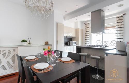 Quartiere XI Portuense Apartment | Imperium Trastevere Flat - 4-6 pax, A-C, Panoramic view, 2 Baths