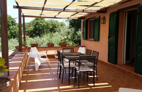 Cefalu Villa | In Cefalù, a relaxing villa surrounded by a green garden with a terrace overlooking the sea