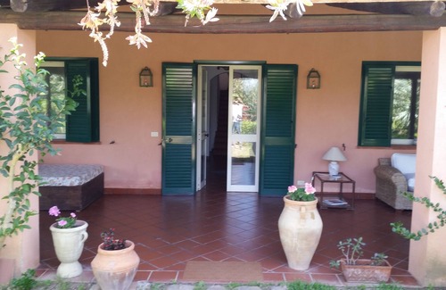 Cefalu Villa | In Cefalù, a relaxing villa surrounded by a green garden with a terrace overlooking the sea
