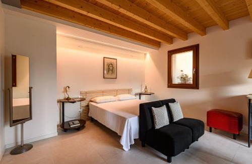 Marone Apartment | In Riva al Lago di Iseo Dependance Primo Piano