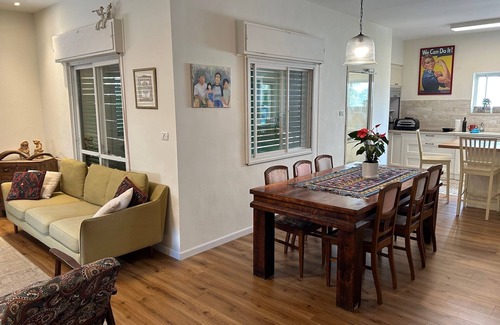 Zikhron Ya'aqov Condo | In the center of the Moshava