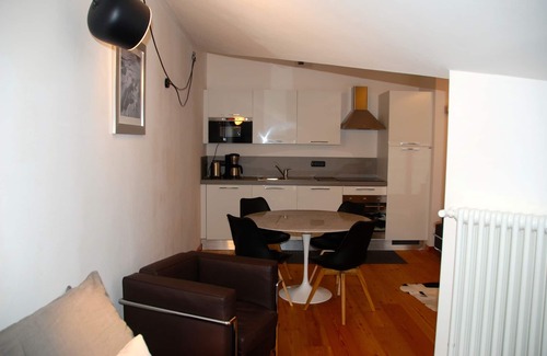 Chamonix City Centre Apartment | In the heart of the pedestrian centre: Luxury 2-room apartment for 4 people