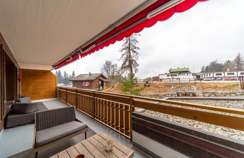 Noes Apartment | In the heart of Crans, fireplace and parking