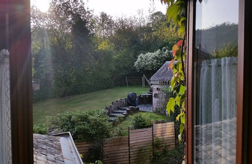 Frahan Cottage | In the heart of nature, beautiful house to enjoy the peace and quiet on the farm with Wifi.