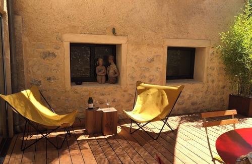 Aurel Apartment | In the heart of the Drôme valley, between Die and Crest, independent gîte