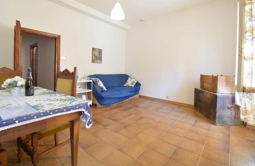Aquila di Arroscia House | In the mountain village of Aquila D'Arroscia welcomes you this practical vacation home.