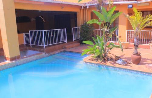 Francistown Bed & Breakfast | Inca Rose Guest House
