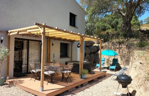 Sotta Apartment | incore di u maquis corsu