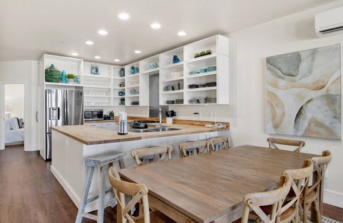 Gulf Shores House | Incredible Beachfront Retreat in Gulf Shores| Space for Up To 80 with 2 Pools!