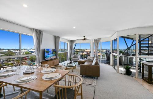 Mooloolaba Apartment | Incredible Beachside Penthouse-RIVA11