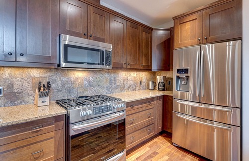 Canmore Condo | Incredible Three Sisters View! 3 Bedroom Penthouse
