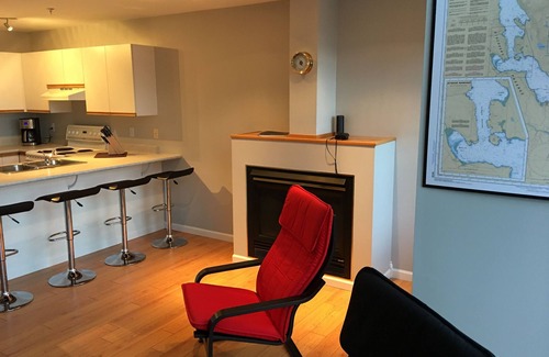 Campbell River Condo | Incredible Views, Day and Harbour lit Nights