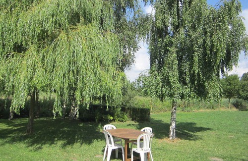 Clairmarais Cottage | Independent gite on private property only accessible by boat