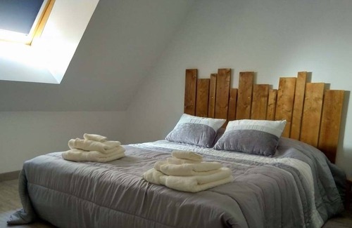 Hennebont Apartment | Independent suite in private house. Calm neighborhood.