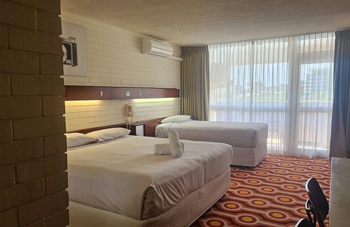 Scarborough Hotel | Indian Ocean Hotel