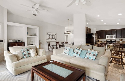 Indio House | Indian Palms Oasis | Just a Walk to Festivals!