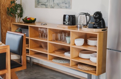 Uniao de Freguesias do Centro Apartment | Industrial Design Apart at City Center with Shared Garden, Wi-Fi and Air Conditioning