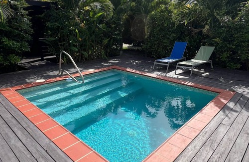 Corinthe Condo | Infinity Blue By The Sea