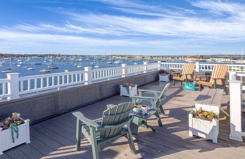 The Point Condo | Inn on Longwharf Harbor View Unit - 1 Bedroom Luxury Accommodation
