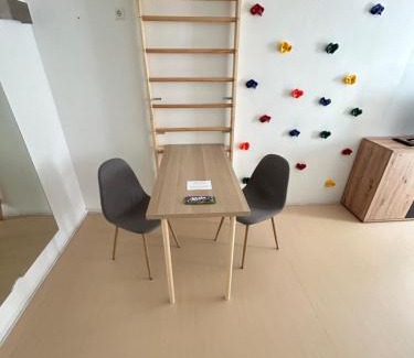Bad Friedrichshall Apartment | Inspirierendes Sport-Motto-Zimmer am Kocher-Jagst Radweg nähe Heilbronn