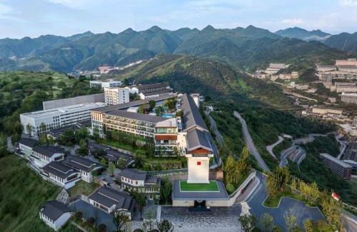 Zunyi Hotel | InterContinental Maotai Town