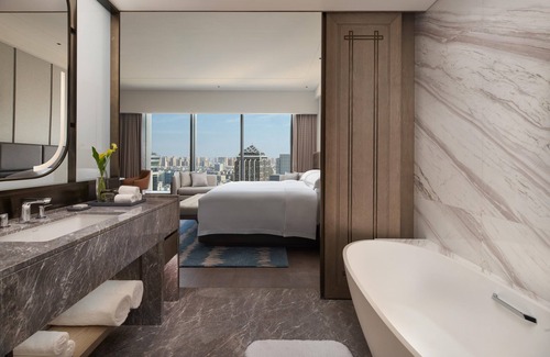 Erqi Square Hotel | Intercontinental Zhengzhou by IHG