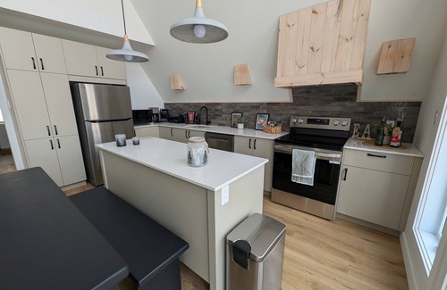 Lac-Superieur Ski Chalet | Intimate A-Frame Chalet In The Mountains In Lac-Superieur Near Mont-Tremblant