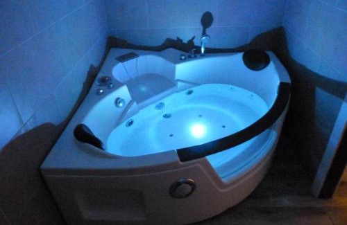 Benicalap Apartment | Intimo y Acogedor "algunos" con Bañera Hidromasaje