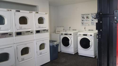 FM 1960 Hotel | InTown Suites Extended Stay Houston TX - Jersey Village