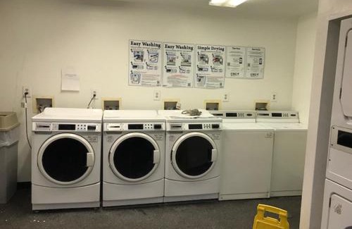 Florida Center Hotel | InTown Suites Extended Stay Orlando FL - Universal