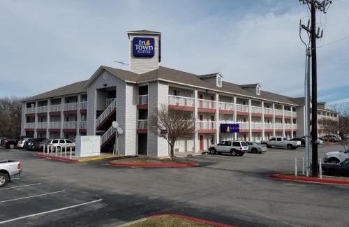 Leon Valley Hotel | InTown Suites Extended Stay San Antonio TX - Leon Valley North