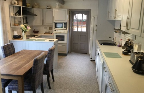 Crianlarich Cottage | Inverherive Cottage in an area of natural beauty