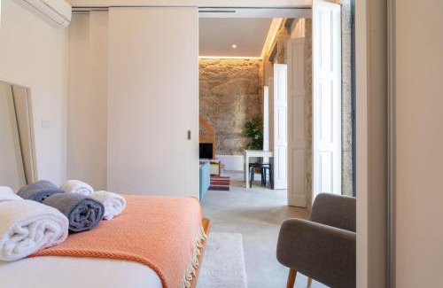 Uniao de Freguesias do Centro Apartment | Invictus Escape – Jacuzzi & Charm in the City