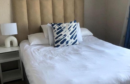 Edenvale Apartment | Inviting 3-Bed Apartment in Edenvale