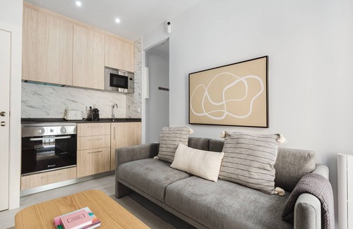 Barceloneta Apartment | Inviting Barceloneta 1BR w/Balcony, near Beach, by Blueground