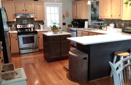 Isle of Palms House | IOP Family Beach House - pool/bikes/golf cart/ping pong/corn hole/beach gear