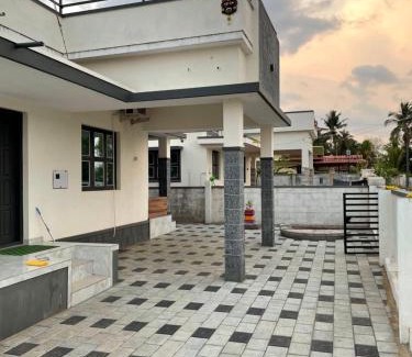 Inna Villa | Iraj Arunetra