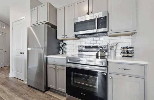 Whitestown Apartment | IRIE Living, Replenish Kg 2Bd+Gym+Pool, BRAND NEW!