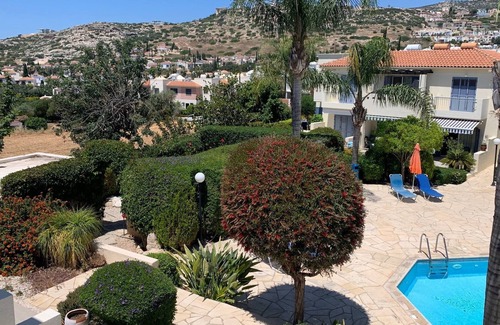 Peyia Town House | Irini Gardens - Beautiful 2 Bedroom Townhouse on the edge of Coral Bay
