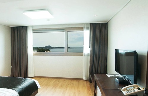 Songsan-dong Hotel | Iris Hotel