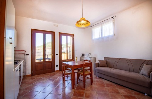 Cardedu Apartment | Is Carcuris basement