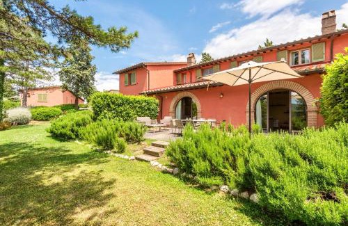 Trequanda Apartment | ISA - Luxury Resort with swimming pool immersed in Tuscan nature, Villas on the ground floor with private outdoor area with panoramic view
