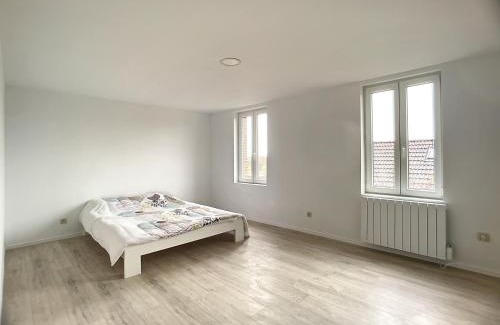 Belhez Apartment | Isaac c centre-gare-aéroport