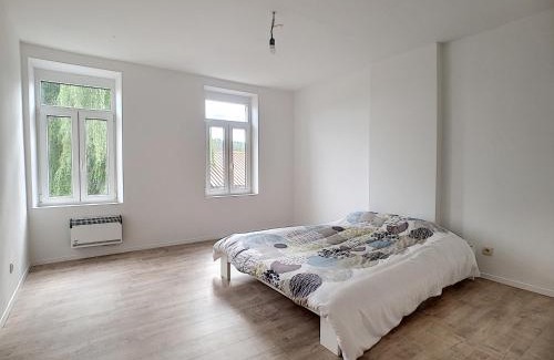 Belhez Apartment | Isaac E centre-gare-aéroport