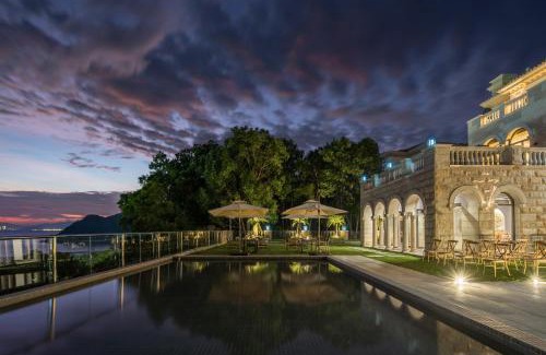 Pudong Hotel | Island Diary Hillside Private Hot Spring Manor
