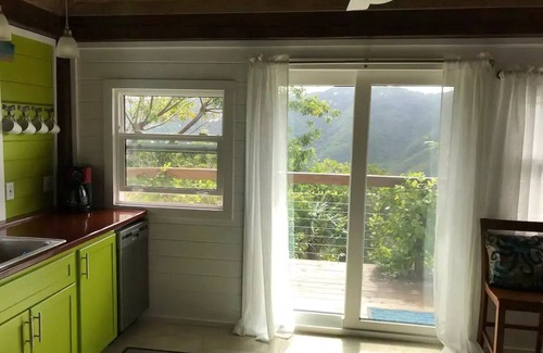 Ajax Peak Apartment | Island Escape for Two, Class and Comfort