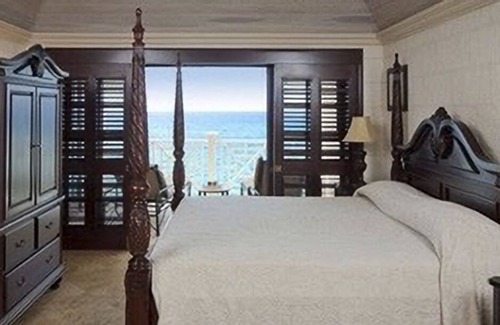 Diamond Valley Resort | Island Getaway The Crane Resort Ocean View Suite 313 (Wks 3&4)