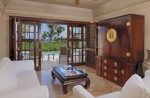 Diamond Valley Resort | Island Getaway The Crane Resort Ocean View Suite 313 (Wks 3&4)