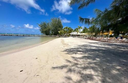 Rum Point House | Island House #16 at Rum Point