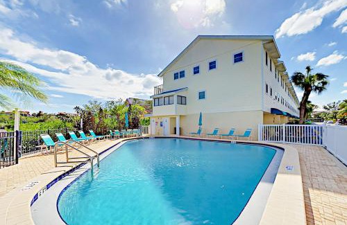 Indian Shores Apartment | Island Time